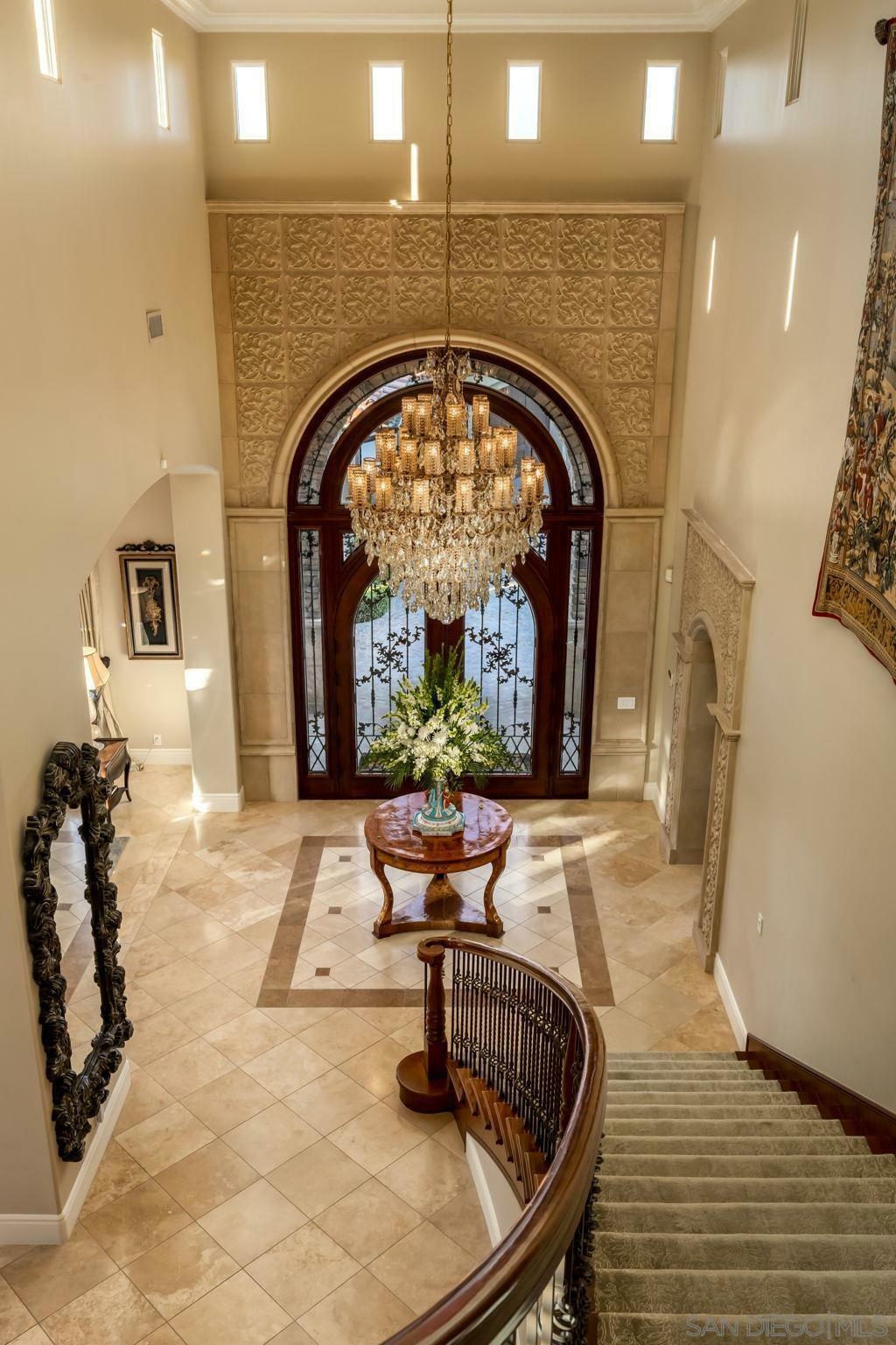 Property Photo: 6615 17 Calle Ponte Bella CA 92091
