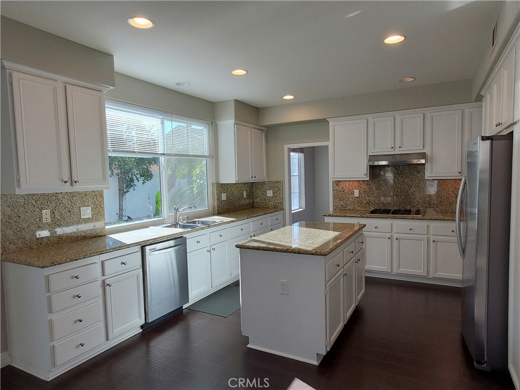 Property Photo: 12 Santa Rida CA 92606