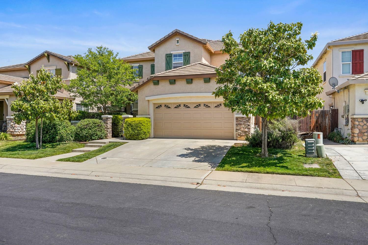 Property Photo: 1177 Waverton Ln CA 9548