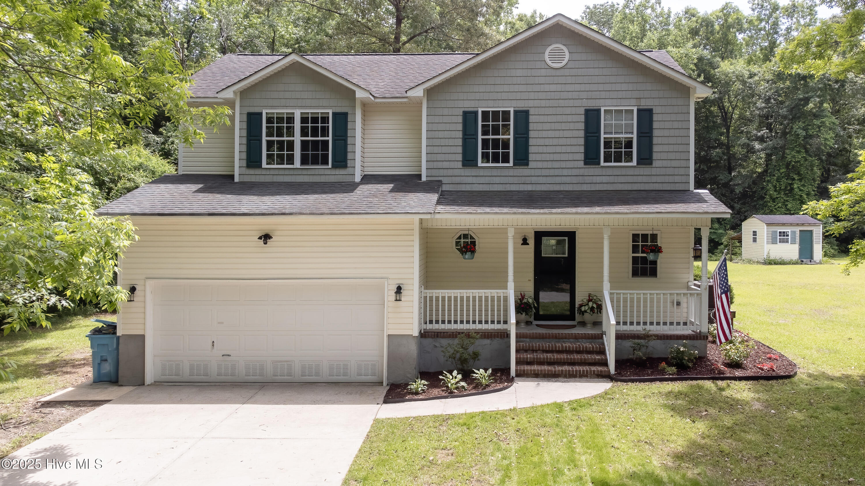Property Photo: 130 Briar Hollow Drive NC 28540