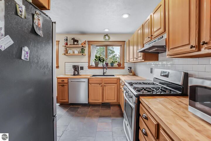 Property Photo: 8281 M-66 MI 49633