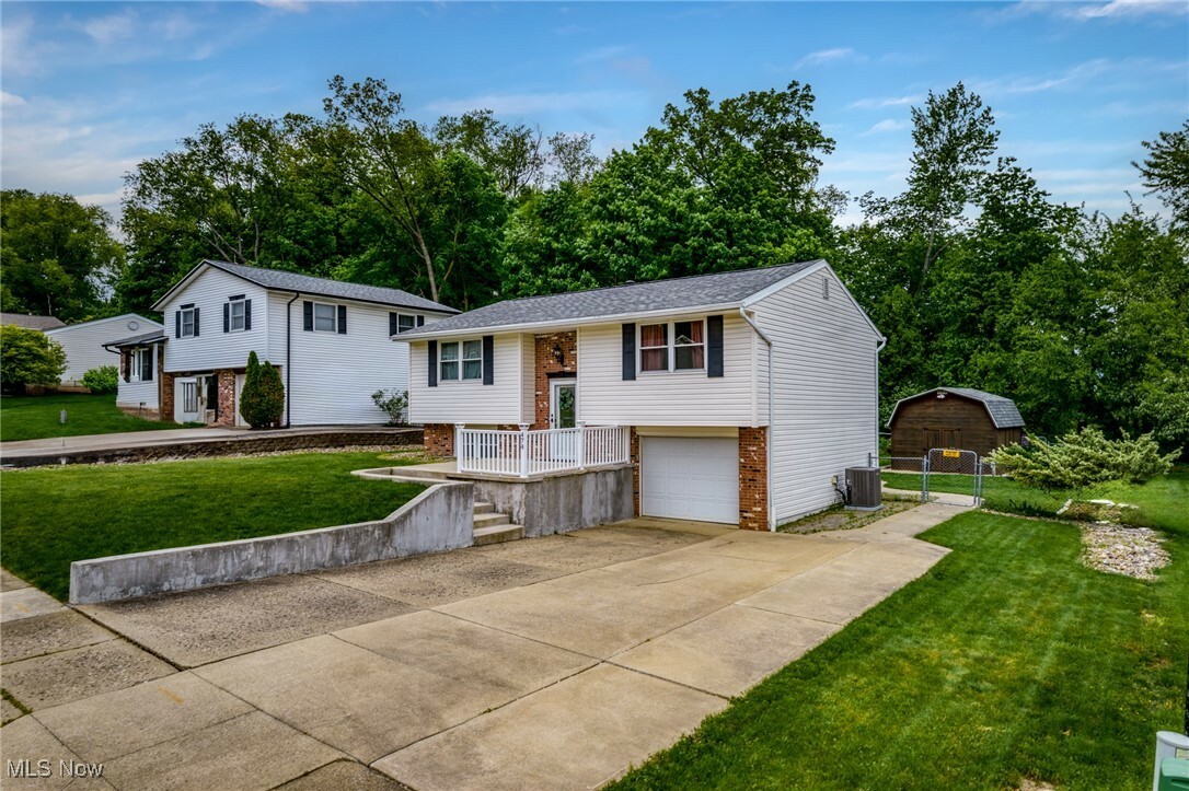 Property Photo: 474 Riverview Street OH 44614