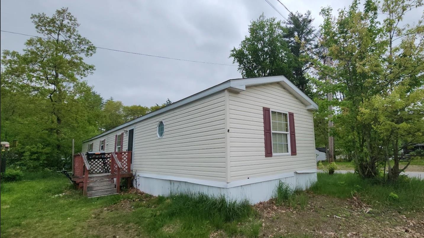 Property Photo: 4 Center Road NH 03851