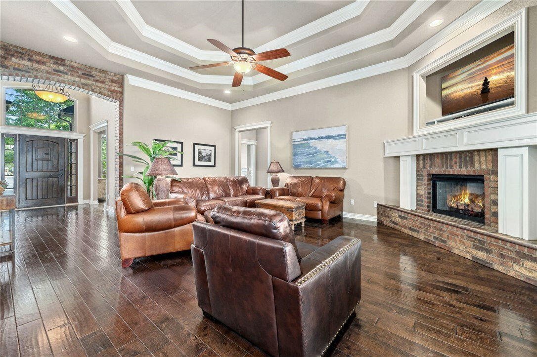 Property Photo: 1651 Quail Ridge Way AR 72712