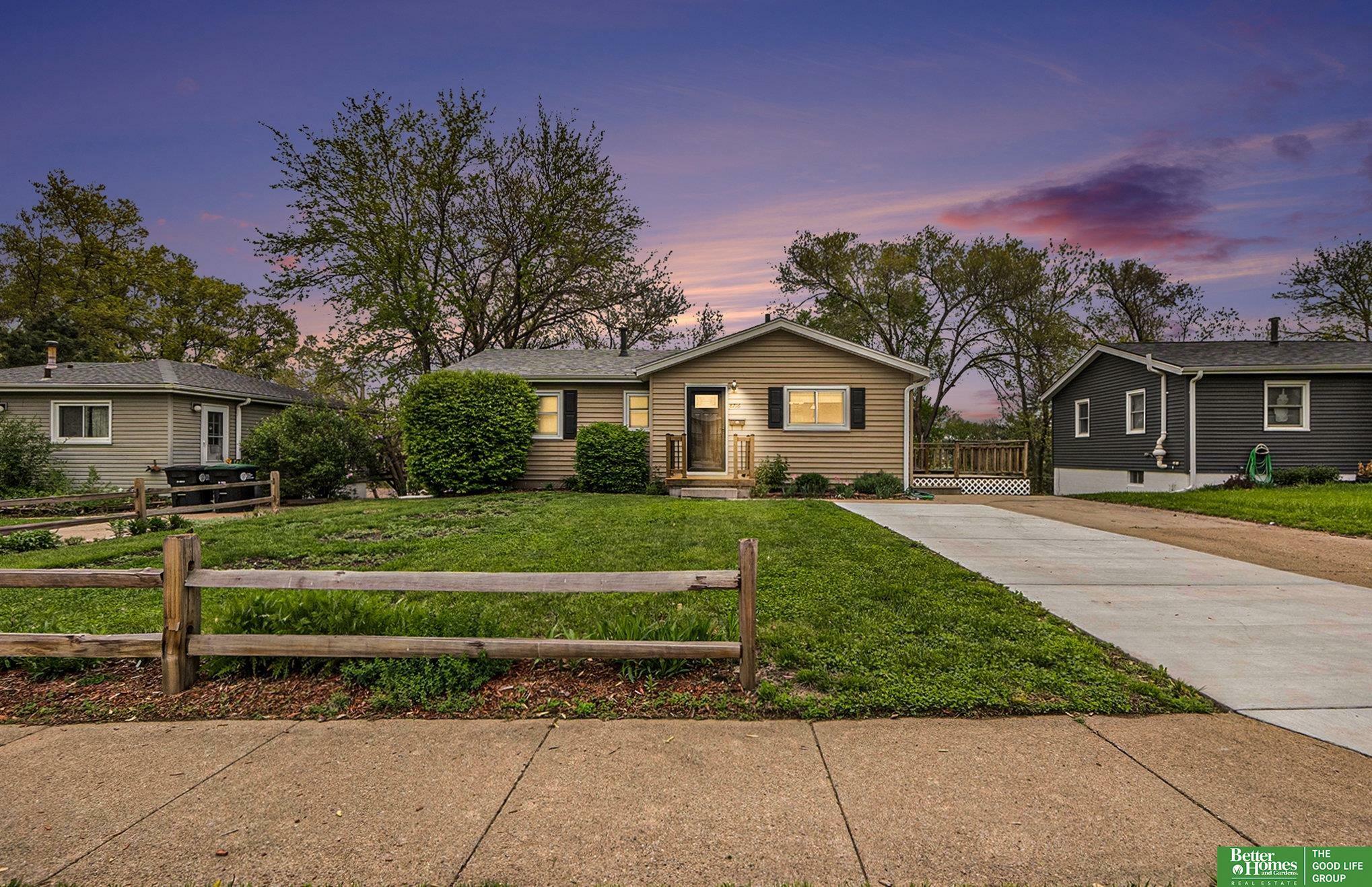 8716 Valley Street  Omaha NE 68124 photo