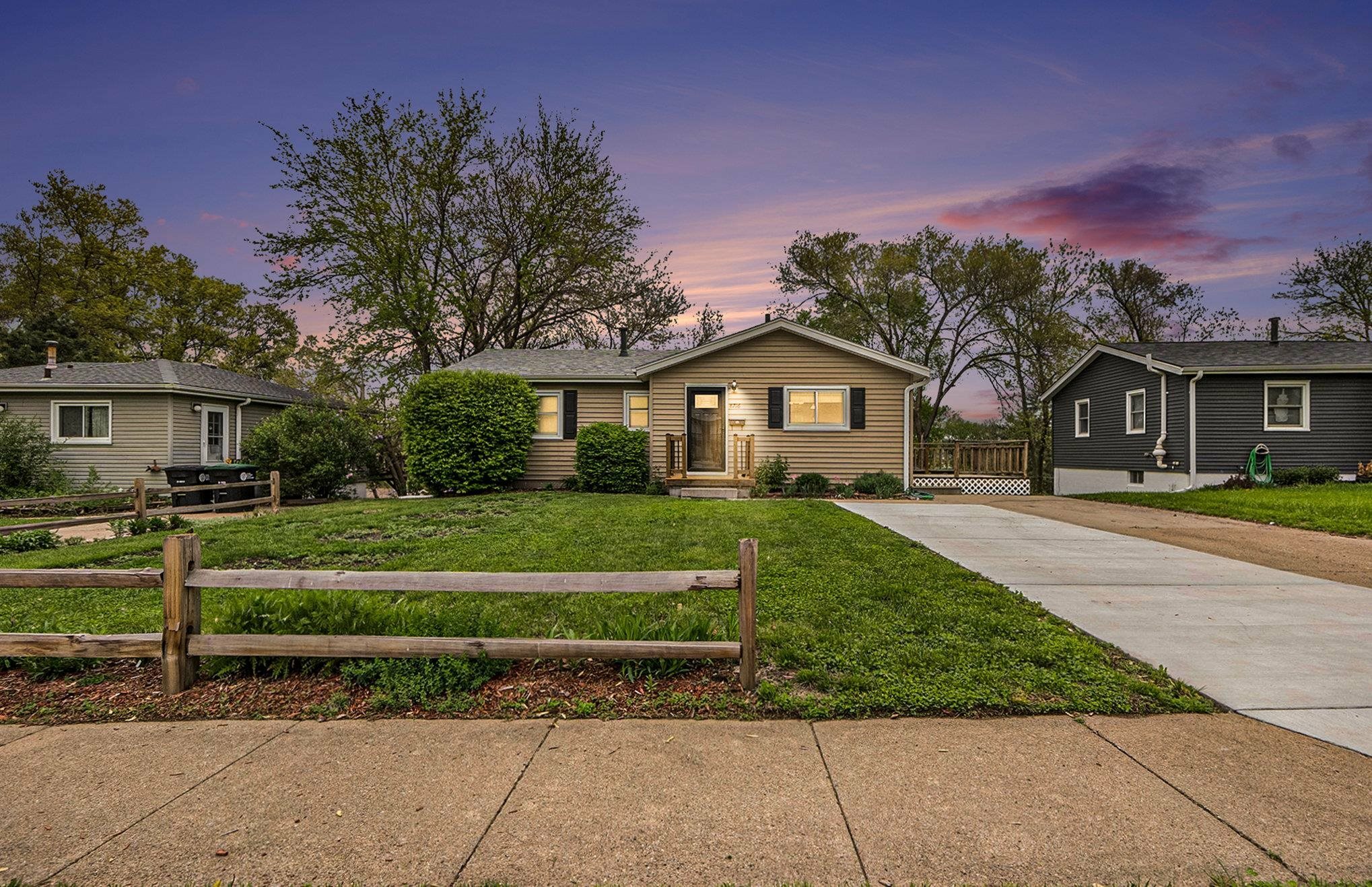 Property Photo: 8716 Valley Street NE 68124