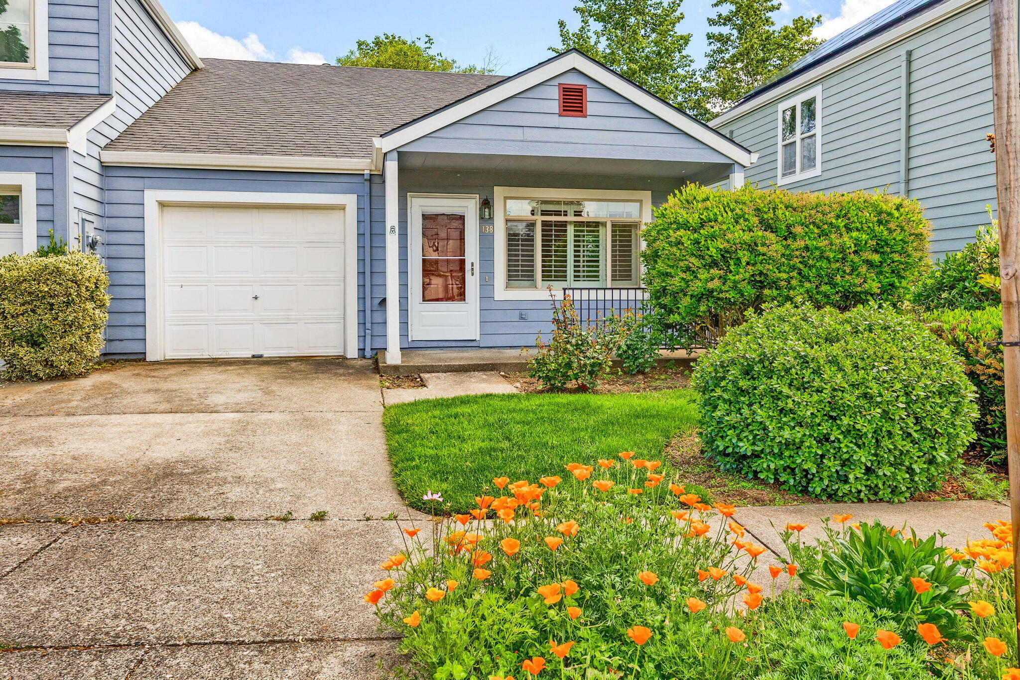 138 Crocker Street  Ashland OR 97520 photo