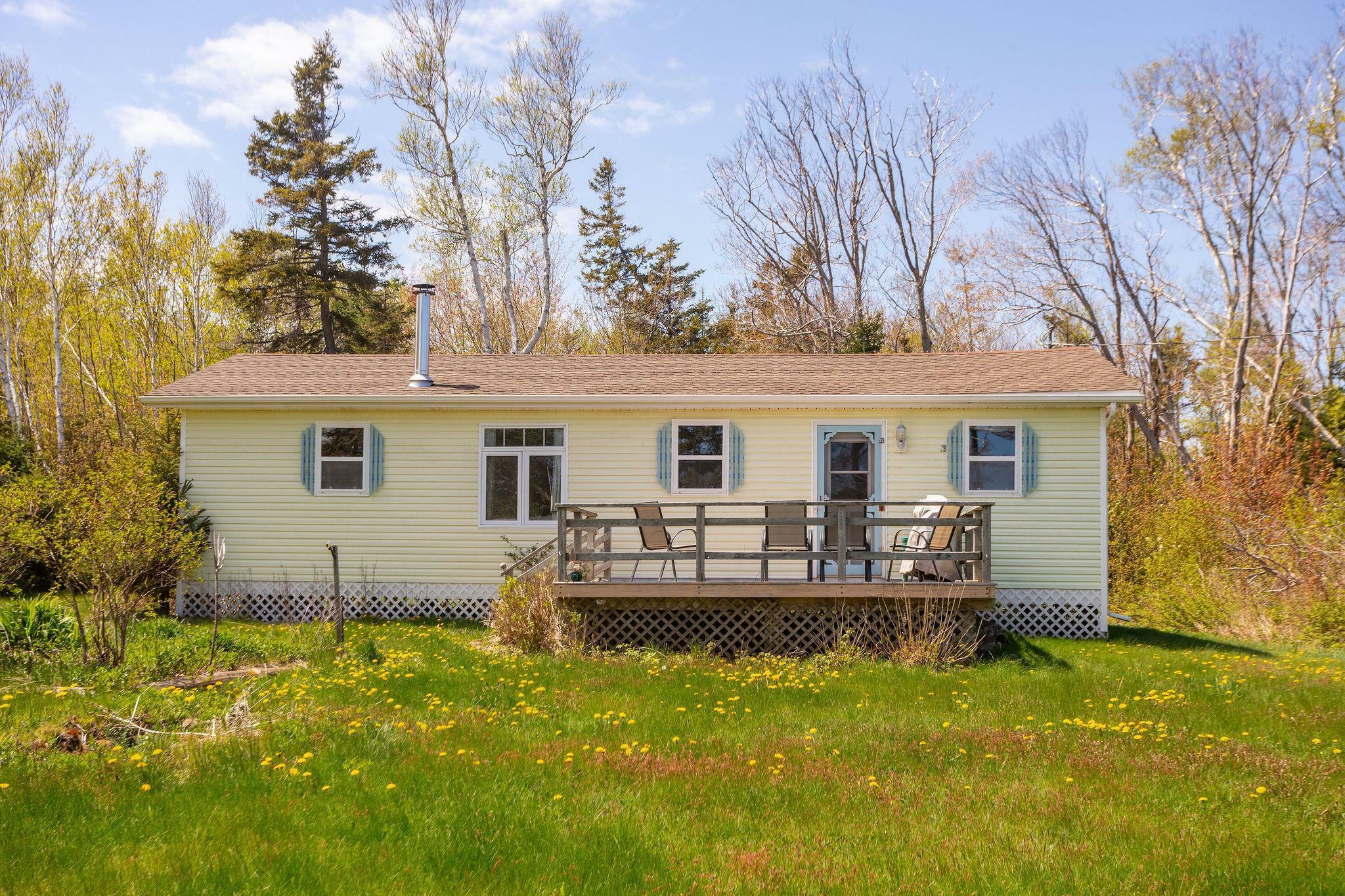 Property Photo: 20 Oceanview Drive PE C0A 1N0
