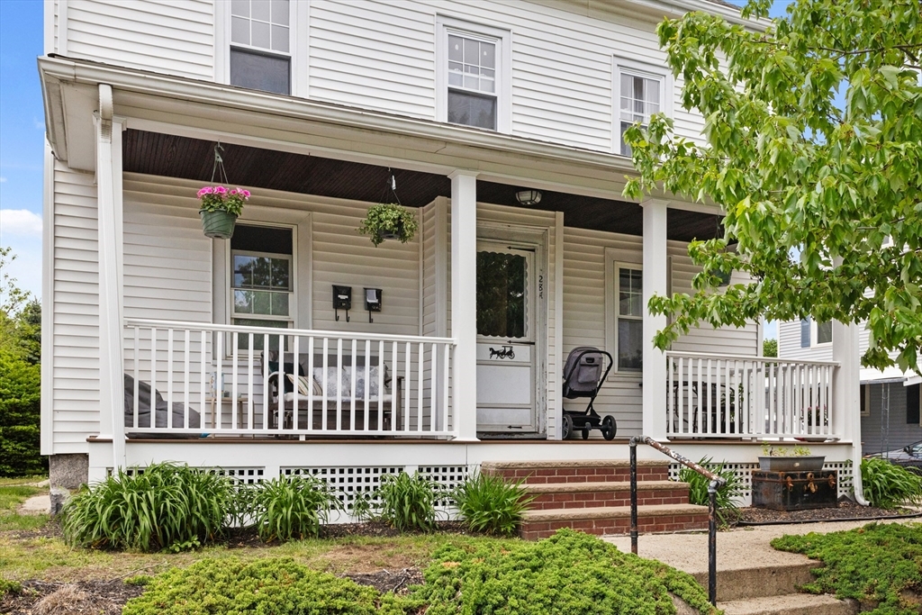 Property Photo:  28 Gardner St  MA 02474 