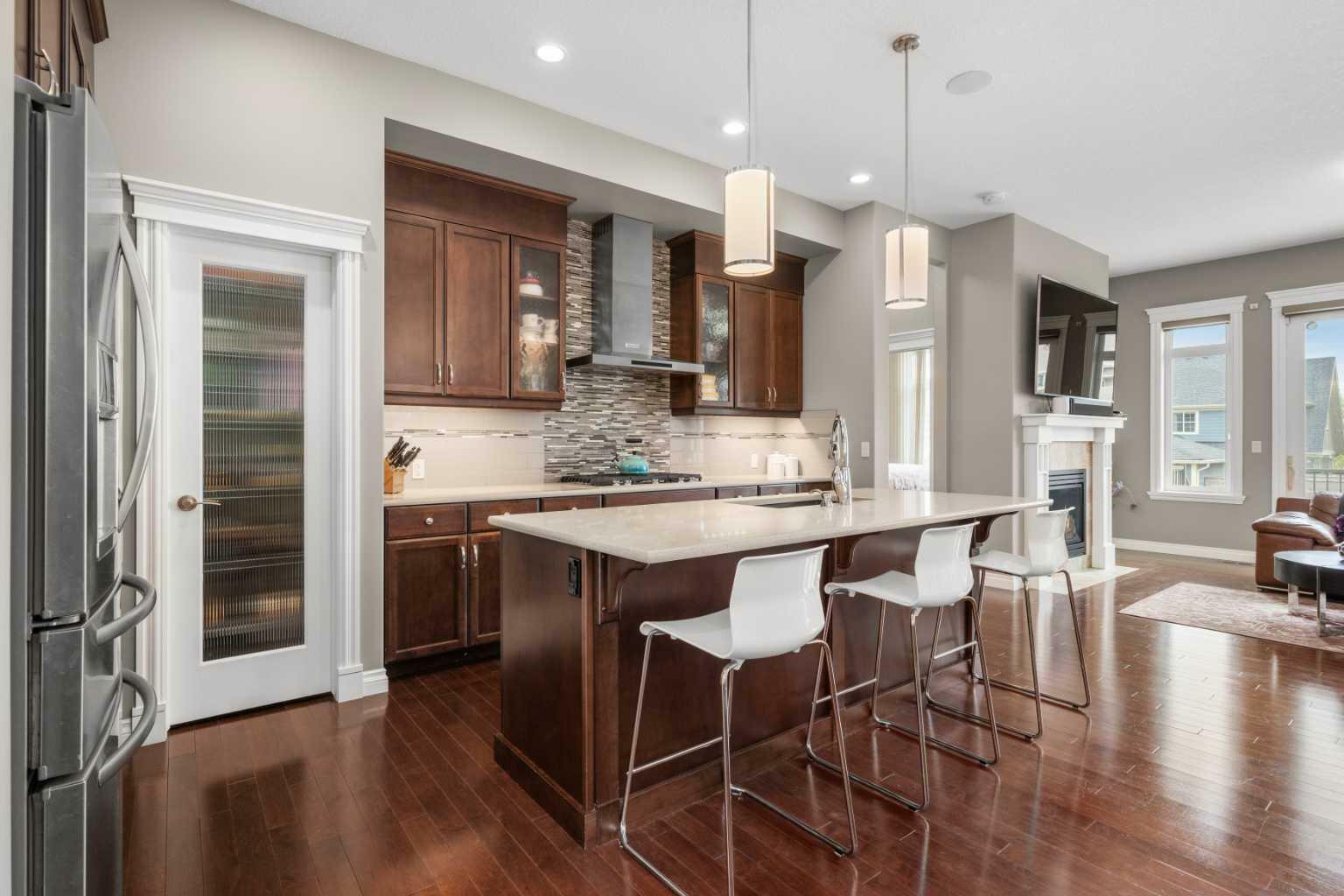 Property Photo:  318 Mahogany Manor SE  AB T3M 1X4 