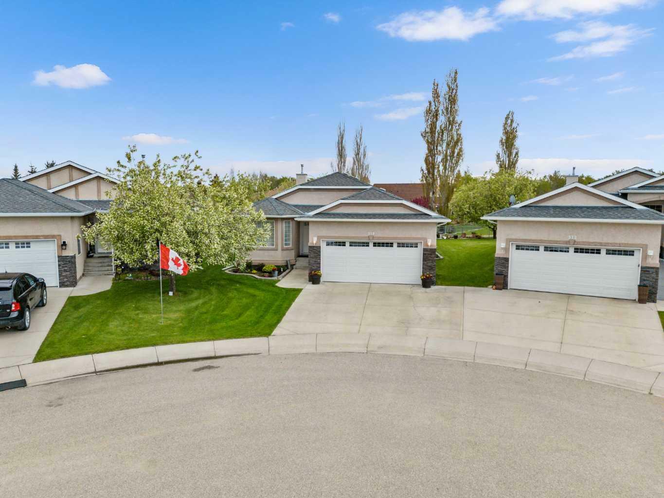 310 Riverside Garden NW  High River AB T1V 1Y9 photo