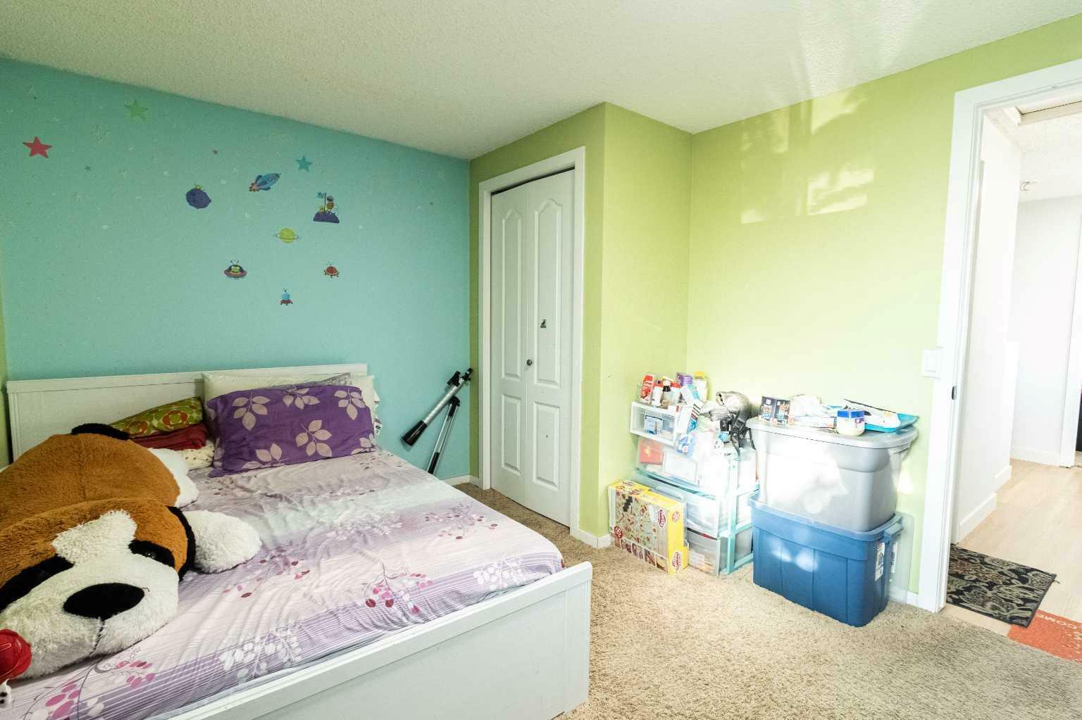 Property Photo: 1155 Falconridge Drive NE 78 AB T3J 1E1