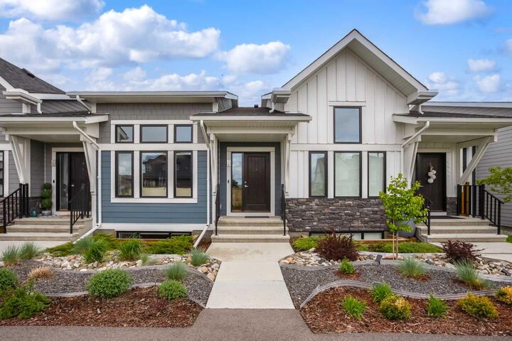 76 Darcy Boulevard  Okotoks AB T1S 5S7 photo