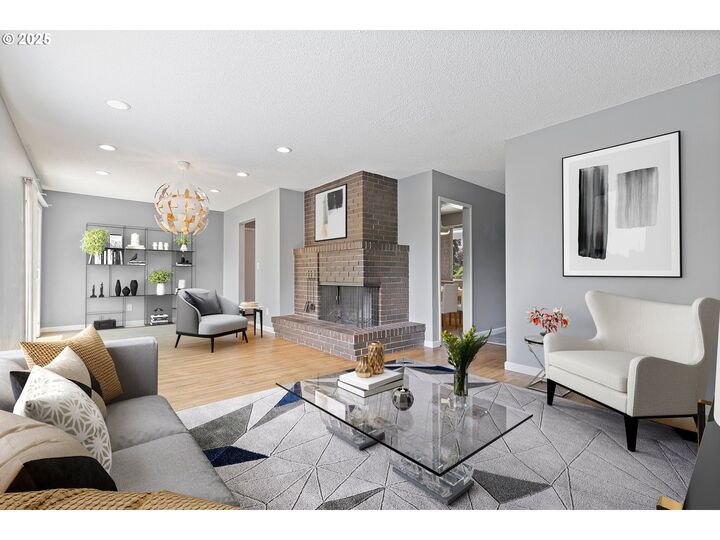 Property Photo:  721 NW 76th St  WA 98665