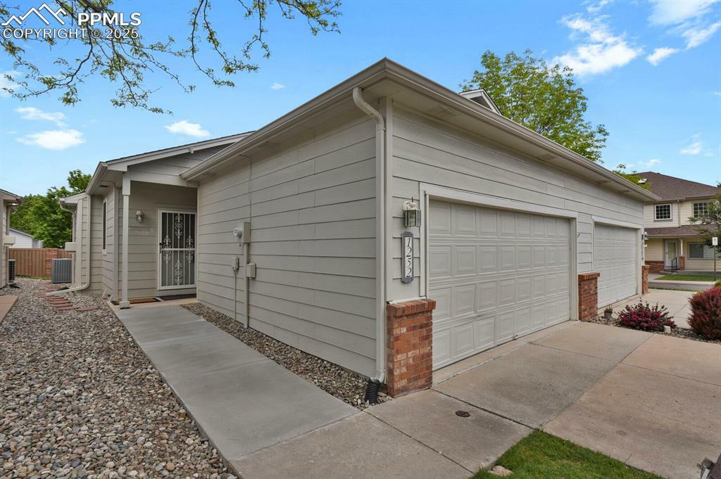 1252 Samuel Point  Colorado Springs CO 80906 photo