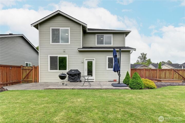 Property Photo:  4155  Autumn Way  WA 98273 