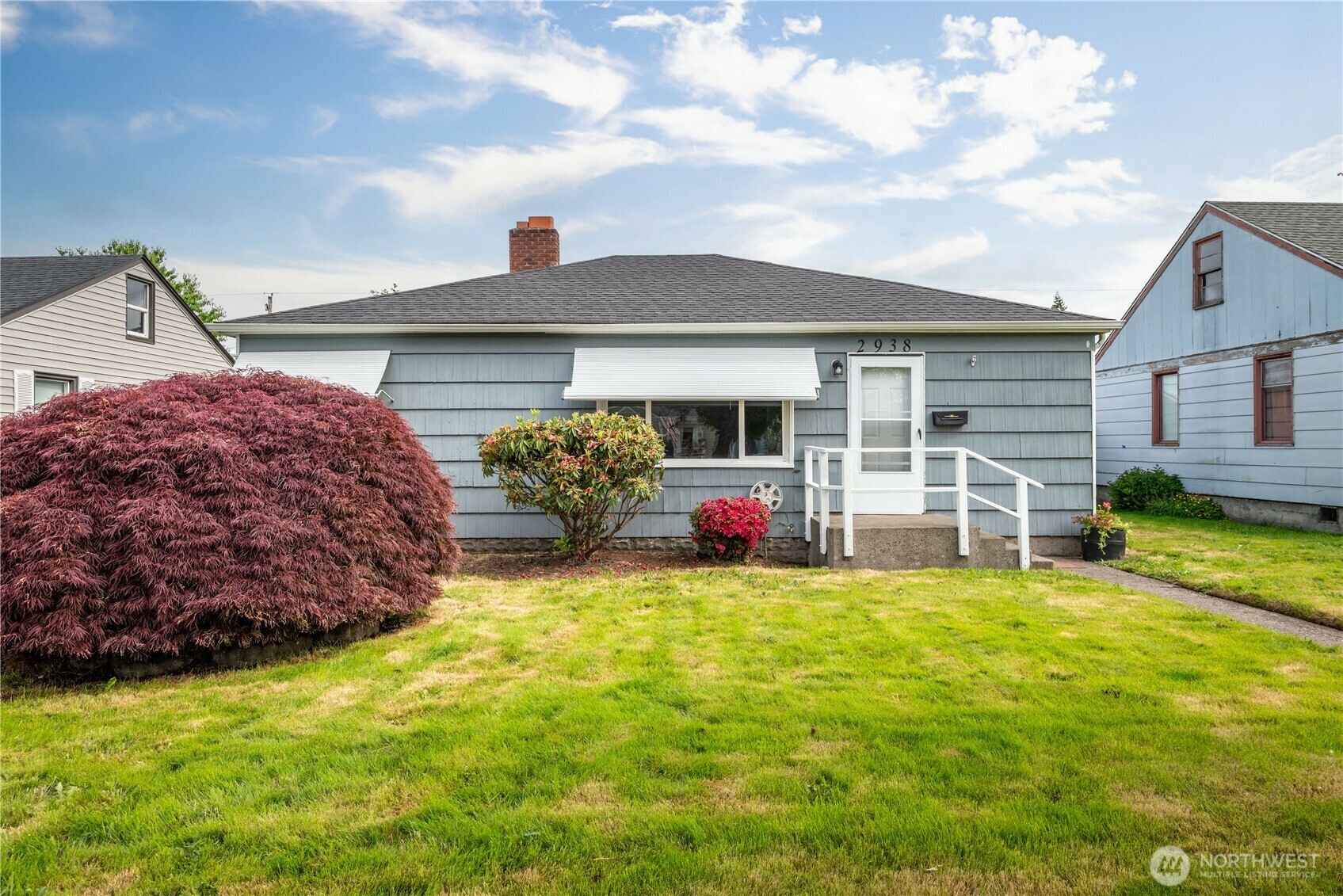 Property Photo: 2938 Field Street WA 98632