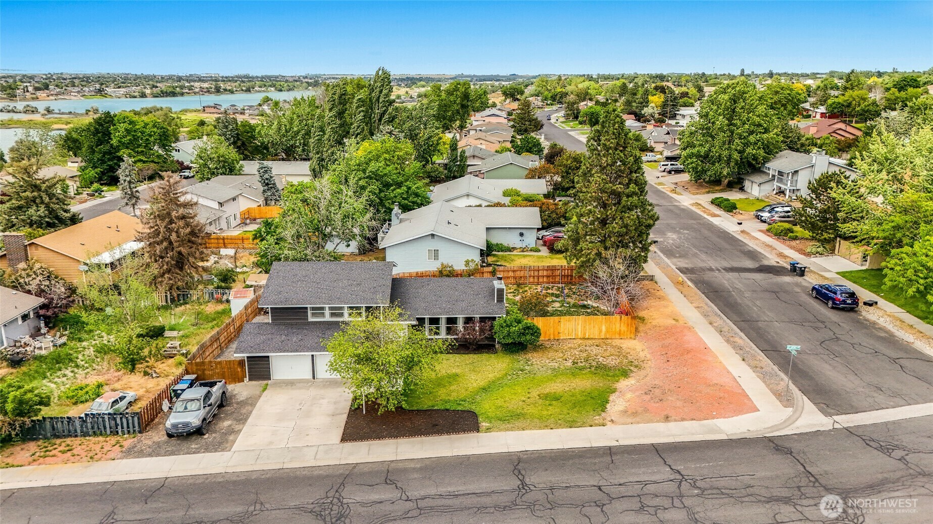 Property Photo: 306 Belmont Avenue WA 98837