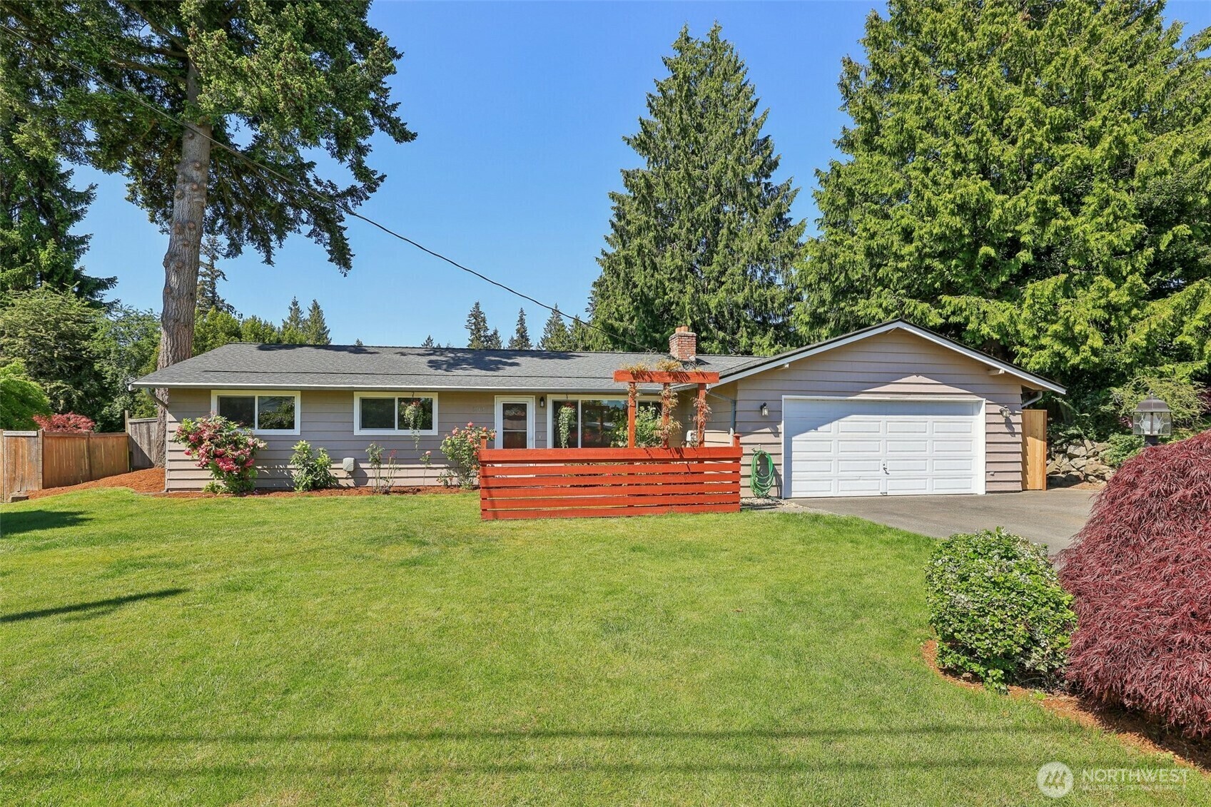 Property Photo: 6707 162 Place SW WA 98037