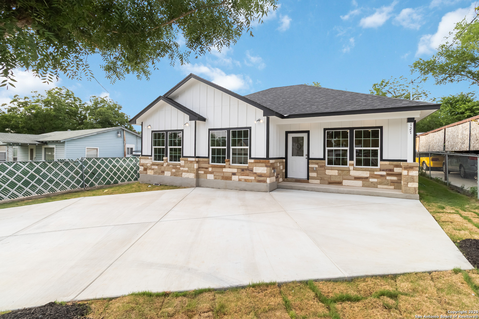 Property Photo: 127 Hopi TX 78211