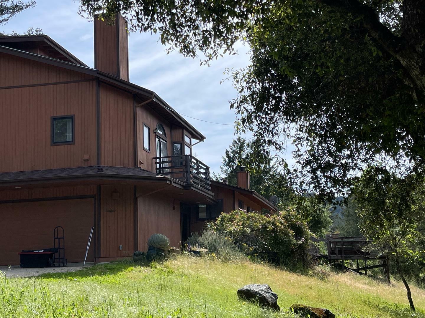 Property Photo: 450 Hawk Ridge Road CA 95006