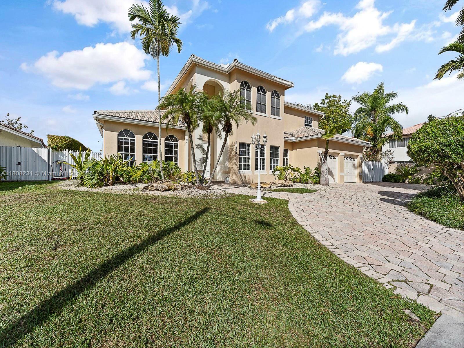 11230 SW 156th Ave  Miami FL 33196 photo