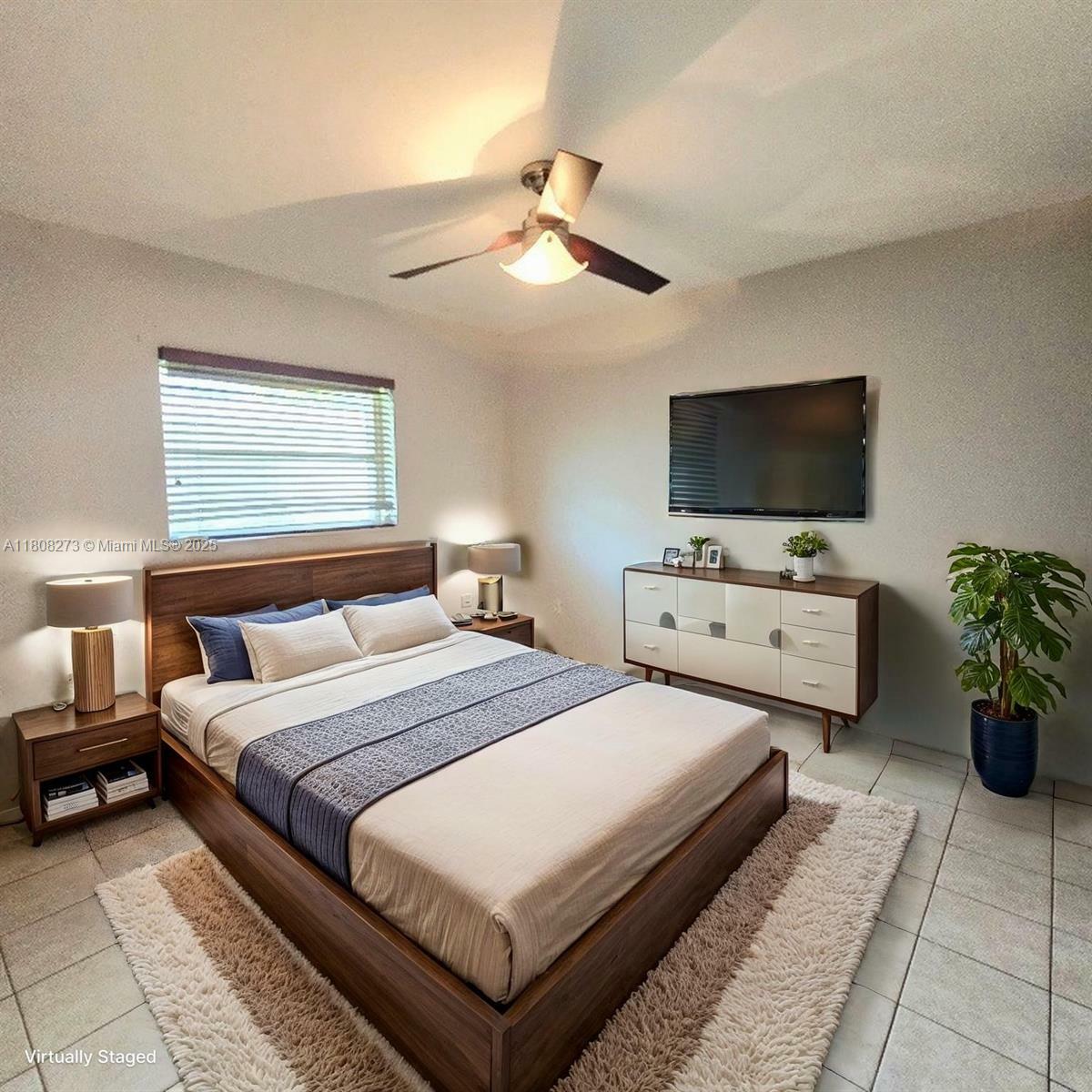 Property Photo: 2222 Taylor St 8 FL 33020
