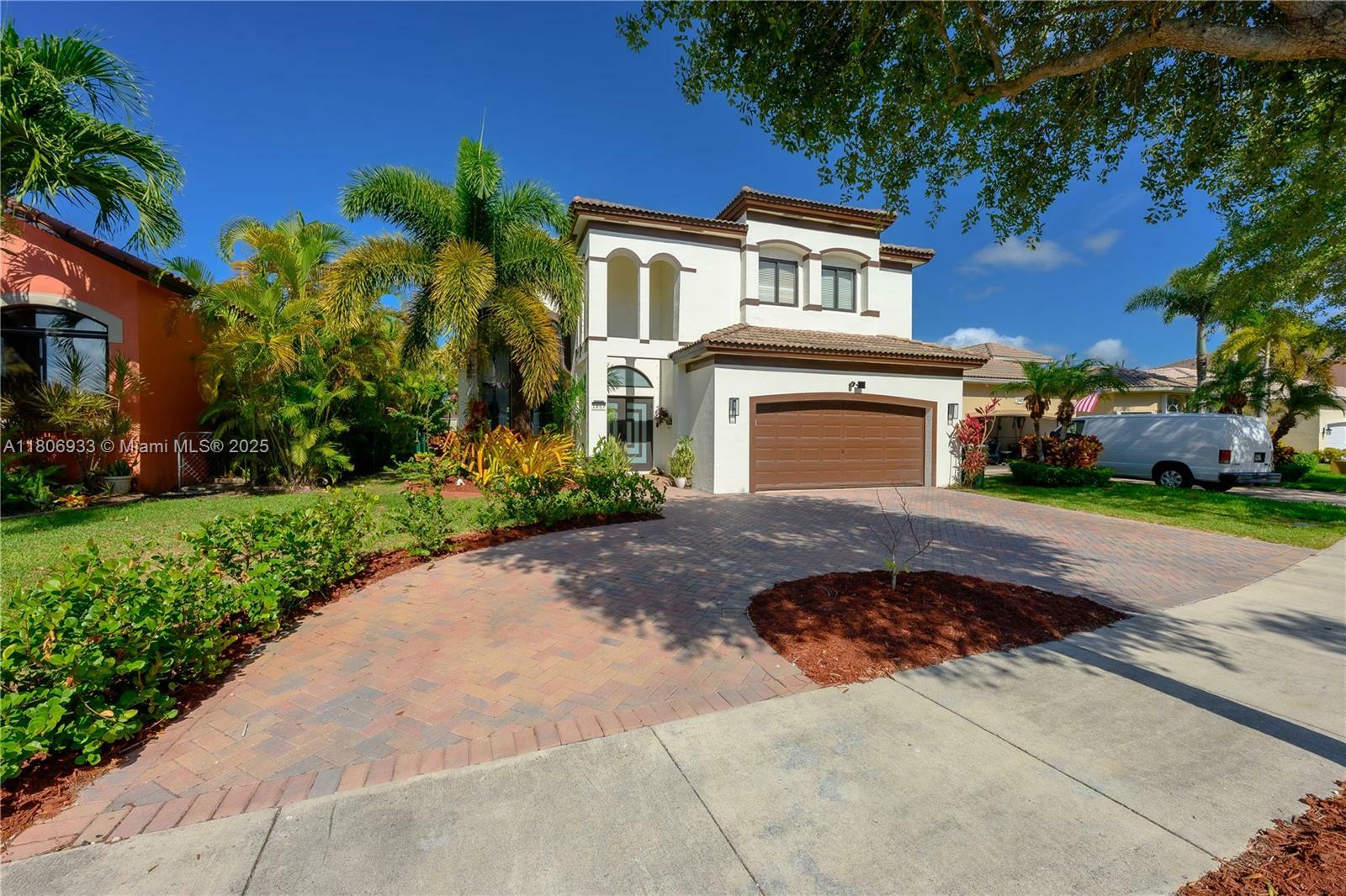 Property Photo: 1857 SE 20th Rd FL 33035