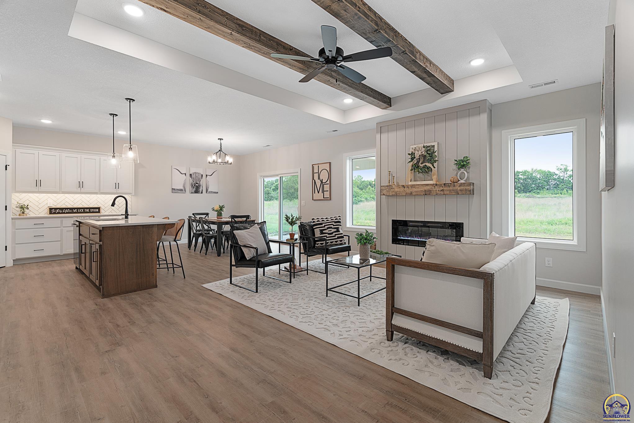 Property Photo:  3404 SE Howard Dr  KS 66605 