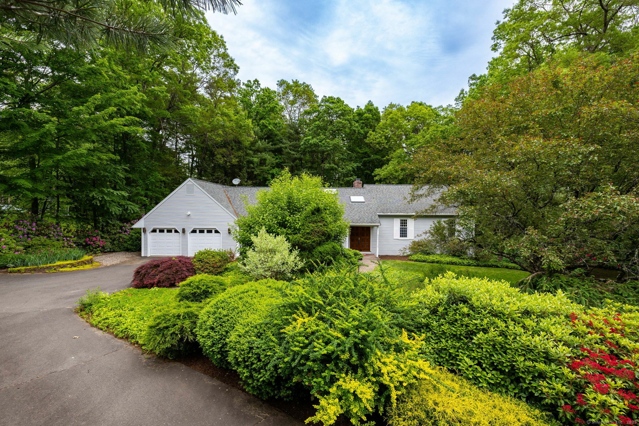 Property Photo: 39 Chestnut Hill Road CT 06092