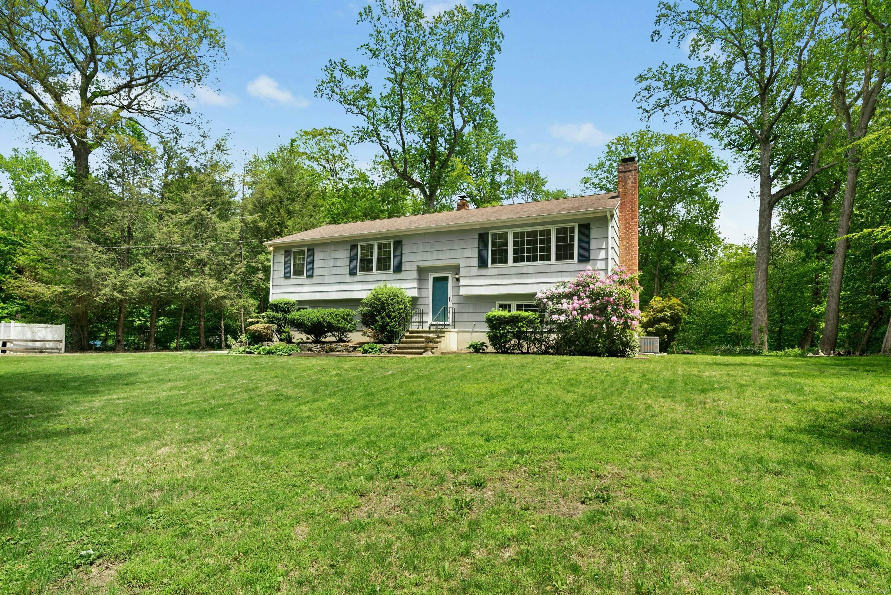 382 Nichols Avenue  Shelton CT 06484 photo
