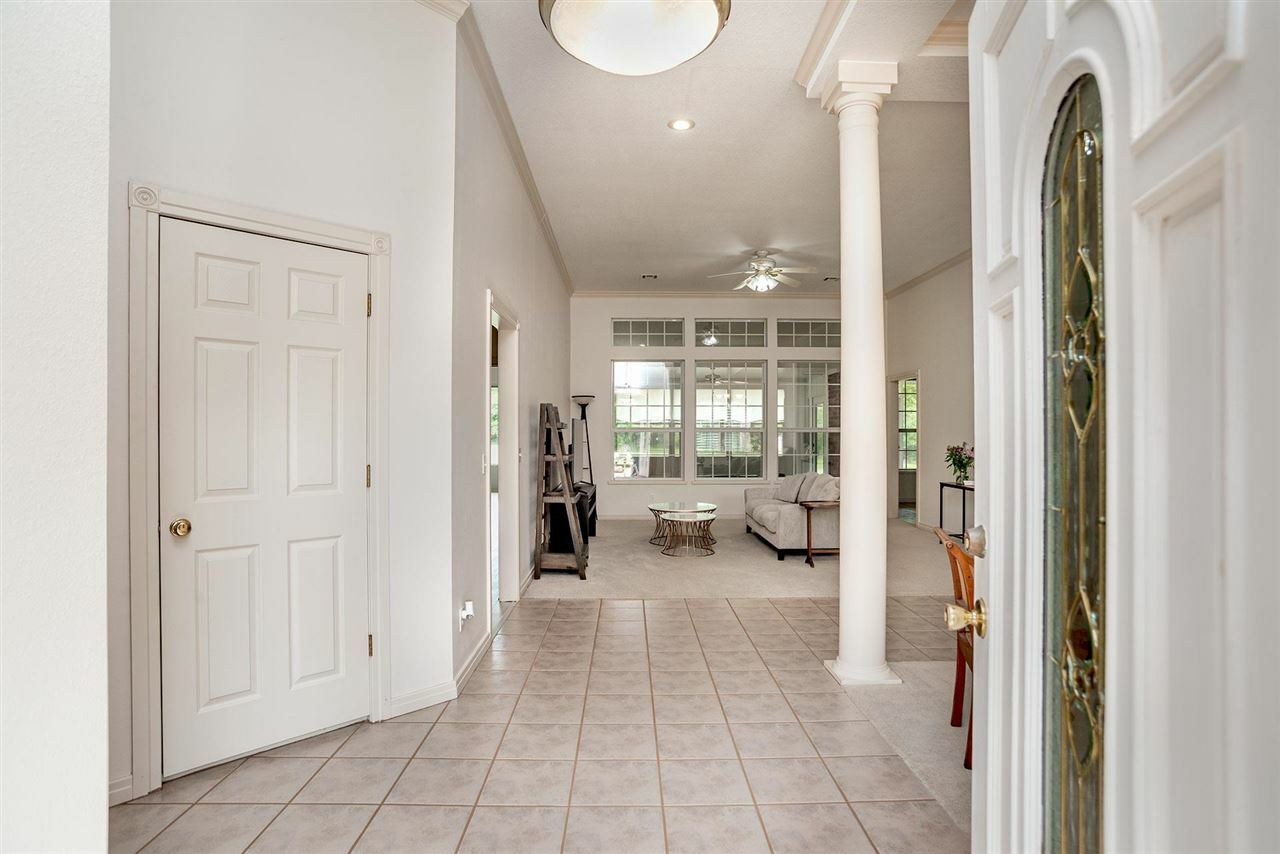 Property Photo: 5403 S Bluebird Trail OK 74074