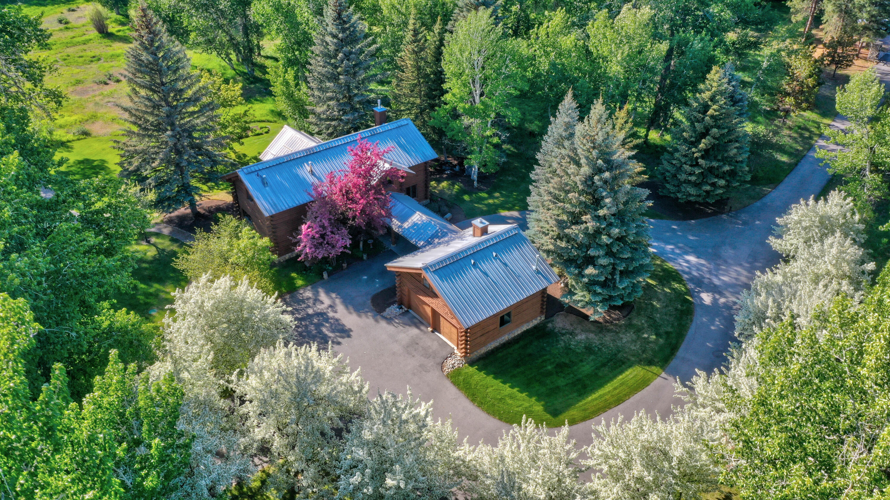 Property Photo:  1301 Glen Aspen Dr  ID 83313 