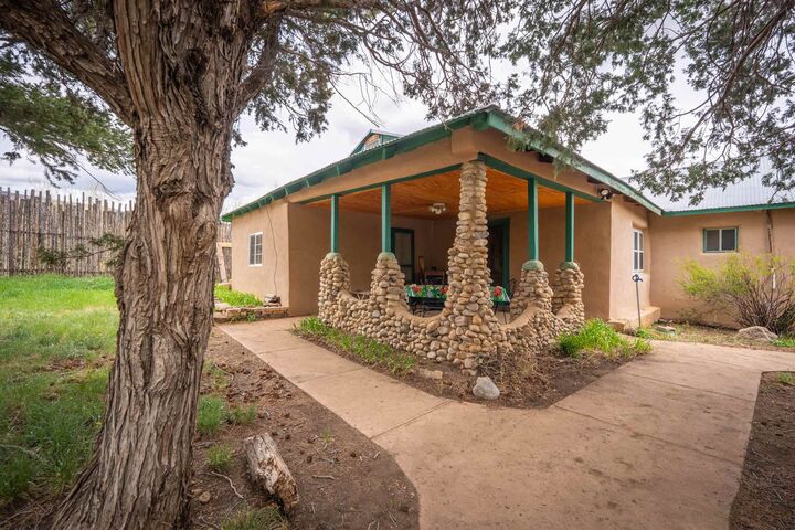 Property Photo: 46 Cr B024 NM 87723