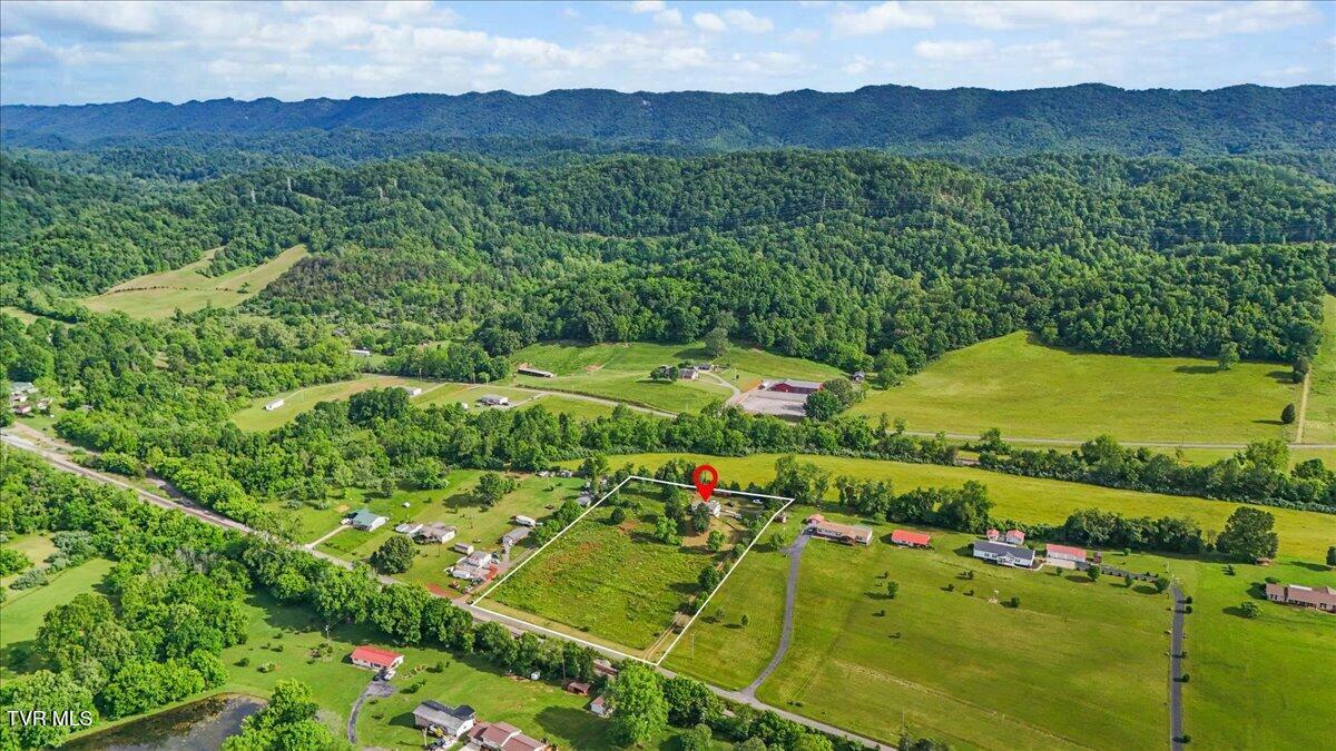 Property Photo: 531 Way Cross Rd. TN 37642