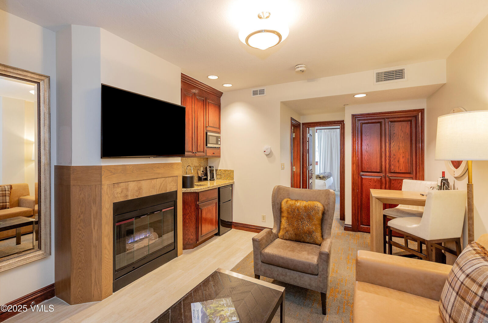 Property Photo:  26 Avondale Lane 114-H  CO 81620 