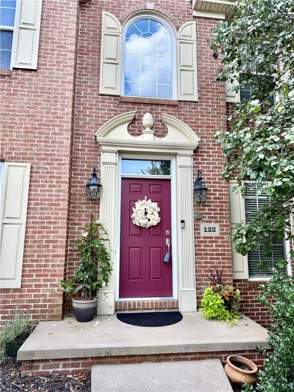 Property Photo: 122 Brighton Ln PA 16046