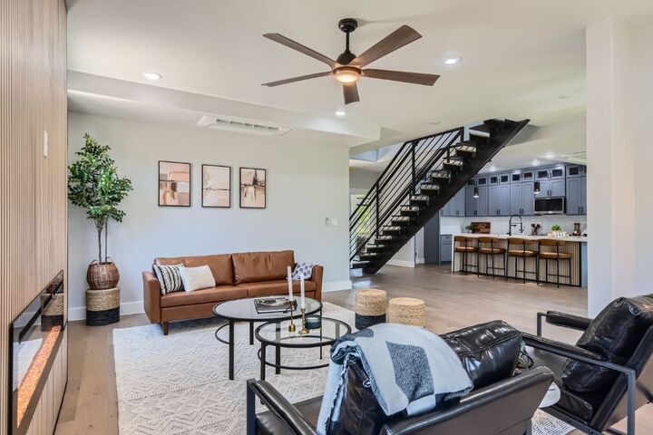 Property Photo:  4803 Philco Drive  TX 78745 