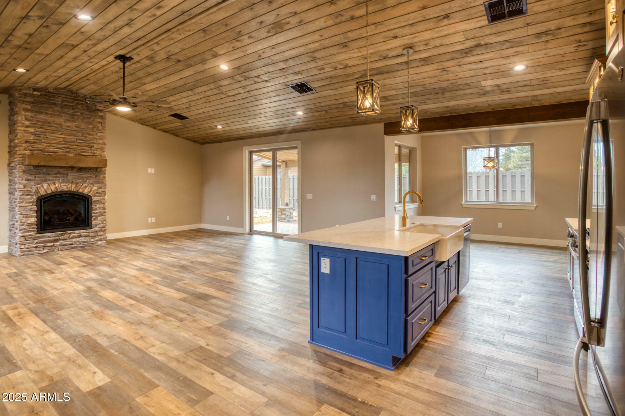 Property Photo: 5974 E Elk Springs -- AZ 85929