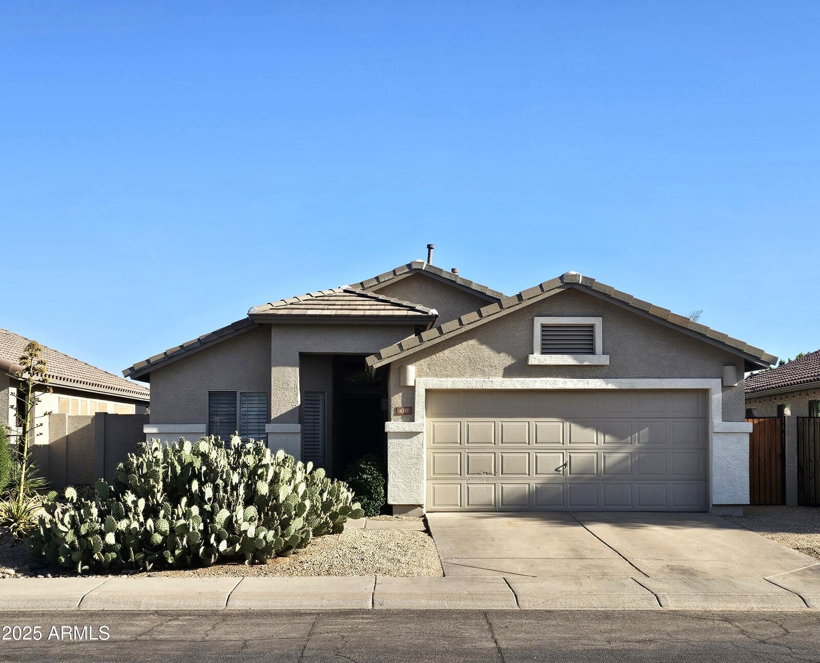 Property Photo: 4317 E Rowel Road AZ 85050