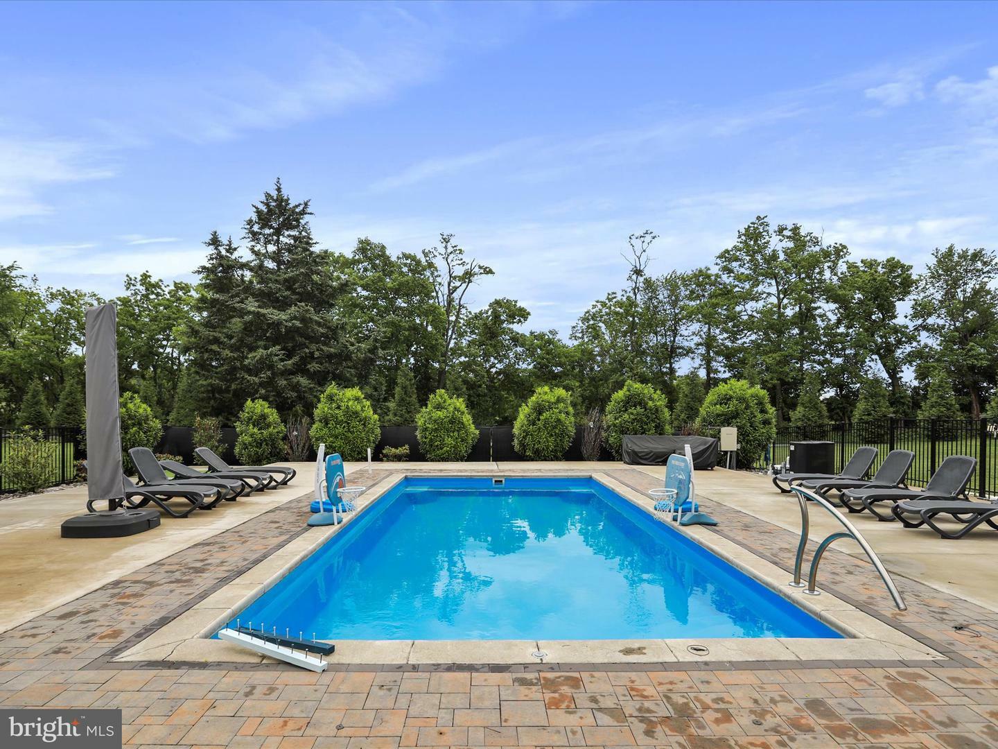 Property Photo: 40 Inaugural Way WV 25414