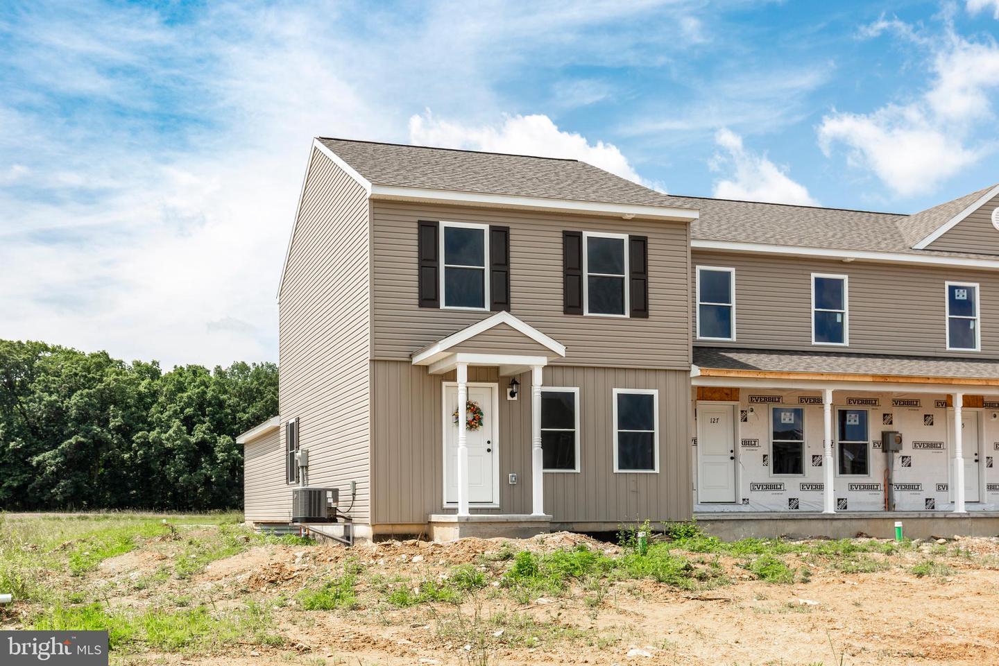 Property Photo: 129 Homestead Drive PA 17325