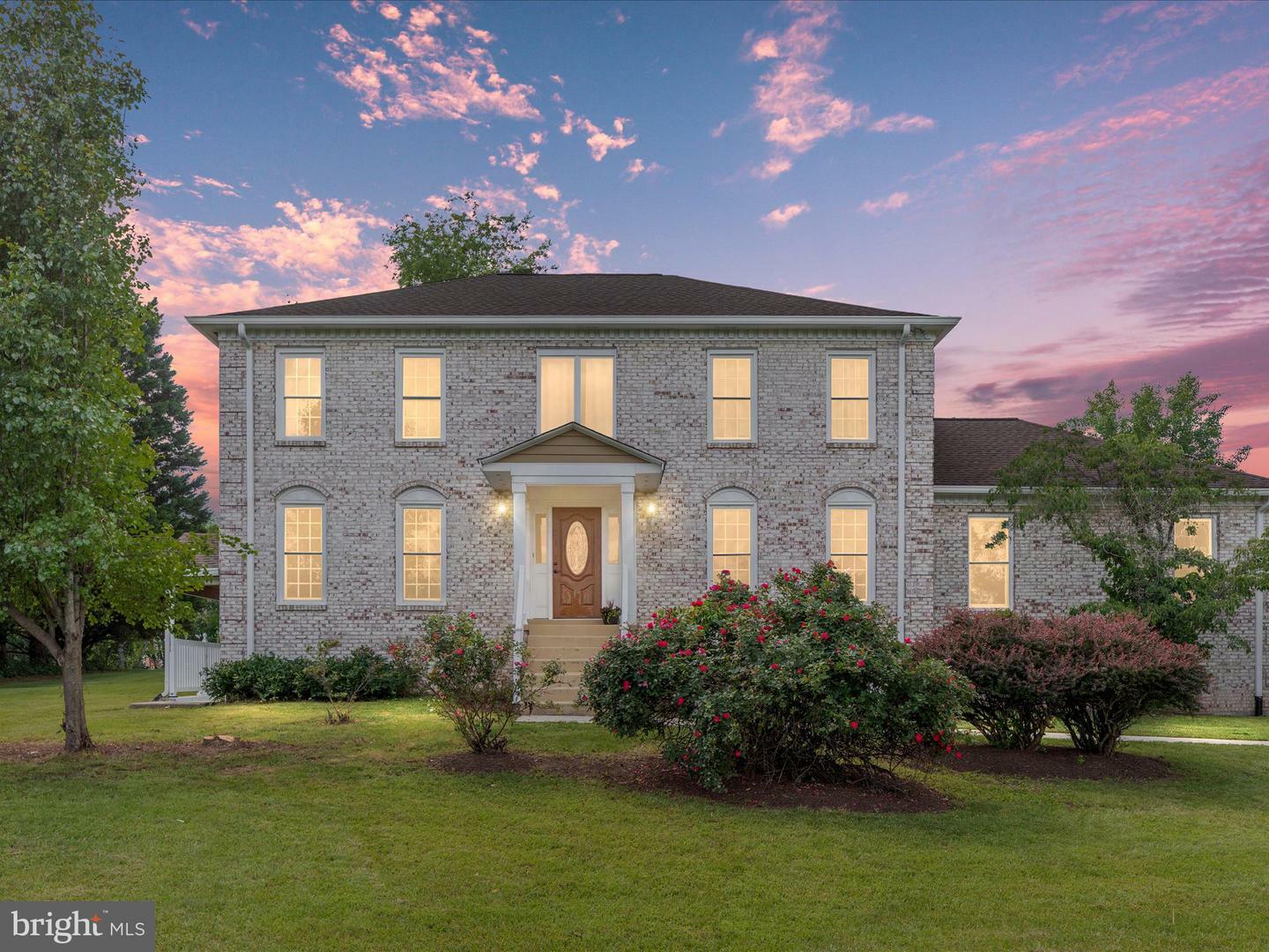 Property Photo: 9486 Broadlands Lane VA 20181