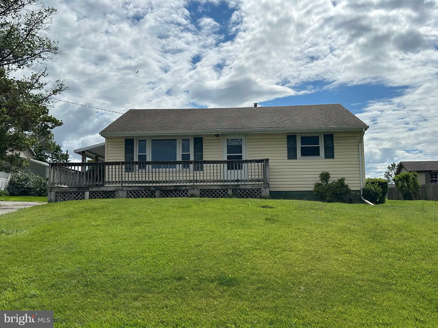 Property Photo:  1170 Ruth Street  PA 17408 