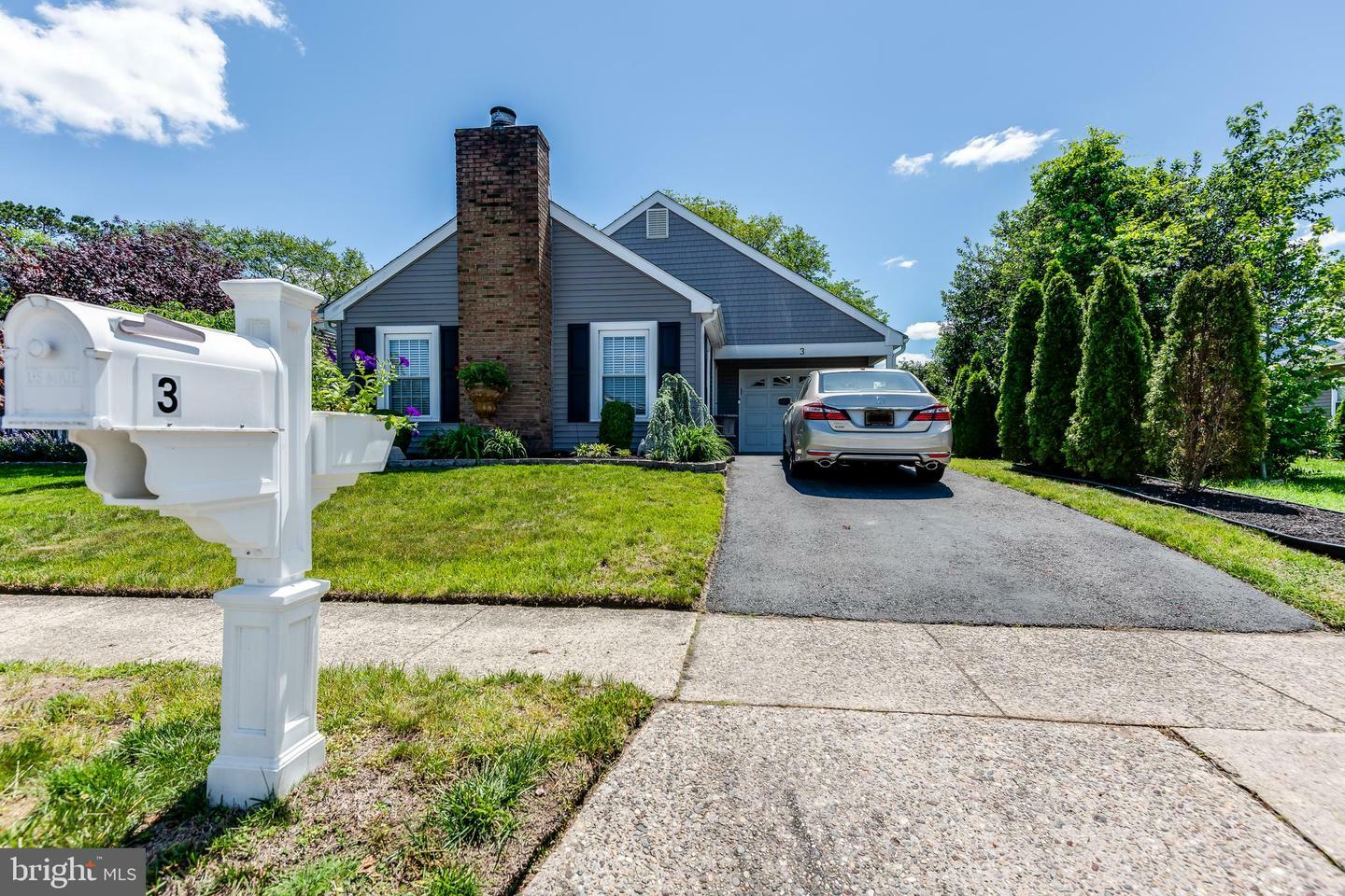 Property Photo:  3 Canterbury Place  NJ 08088 
