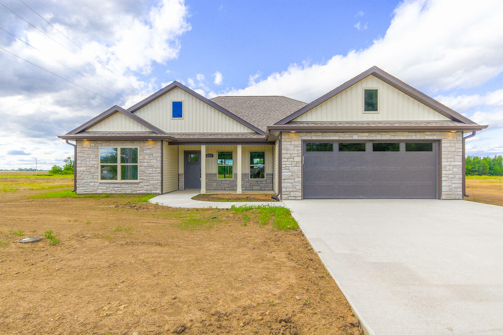 Property Photo:  311 W Francis St  MO 65284 