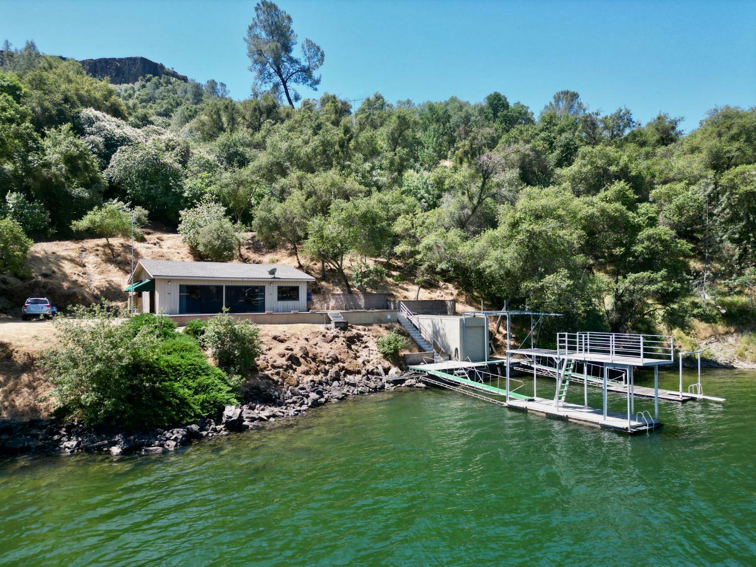 Property Photo: 14988 Lakefront Dr CA 95327