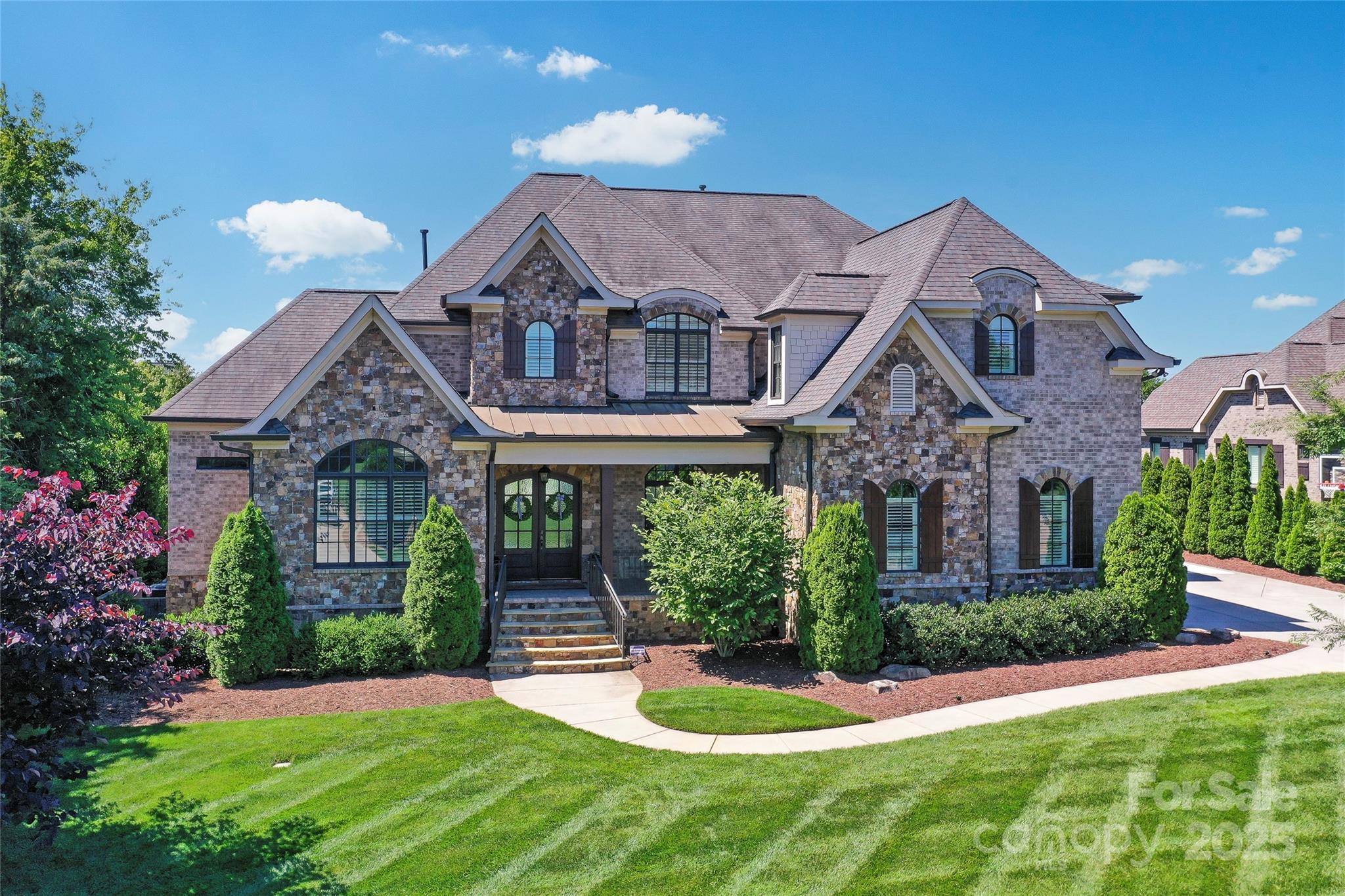 Property Photo: 9807 Aristides Drive NC 28173