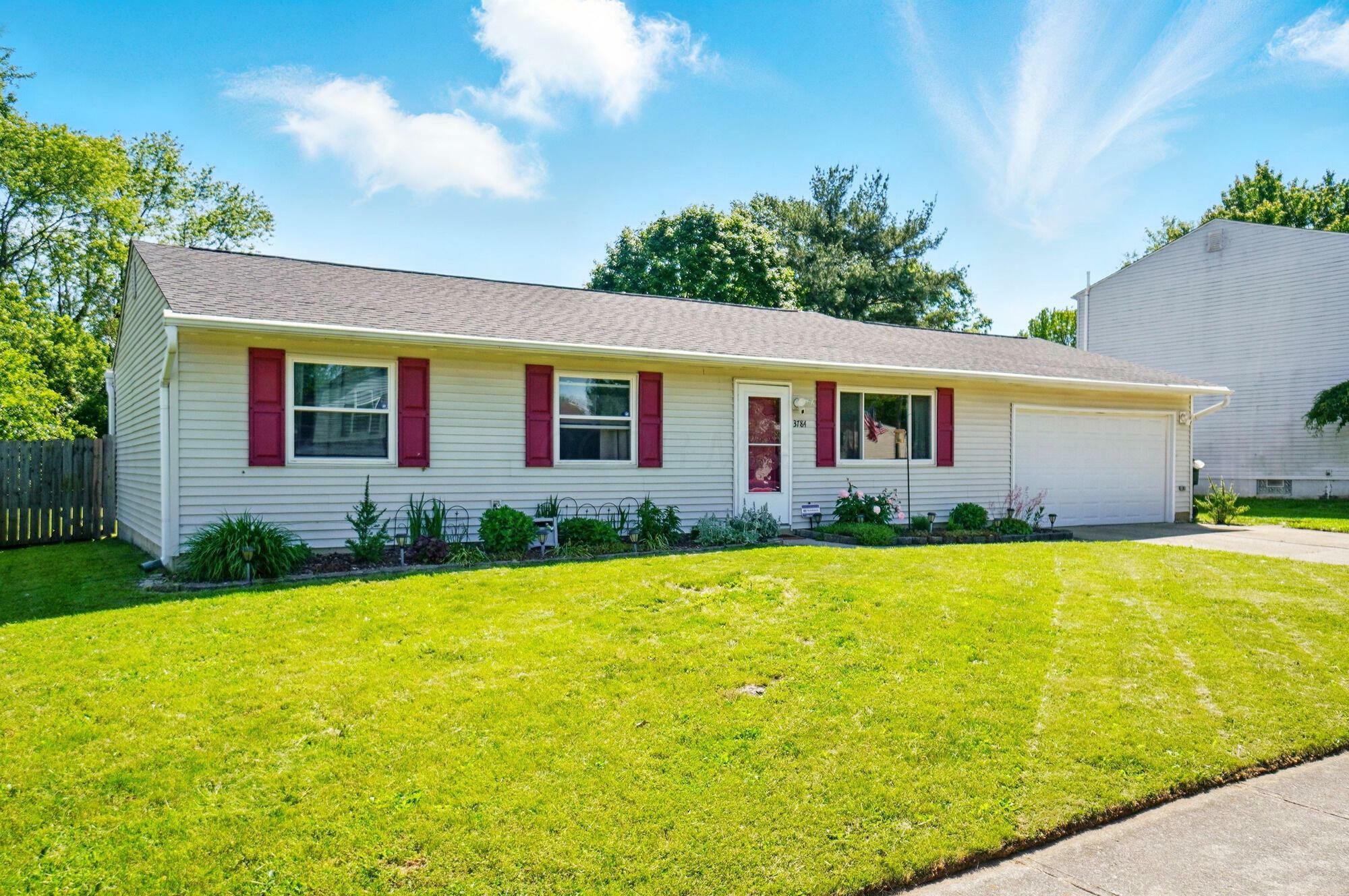 Property Photo:  3784 Hendron Road  OH 43125 