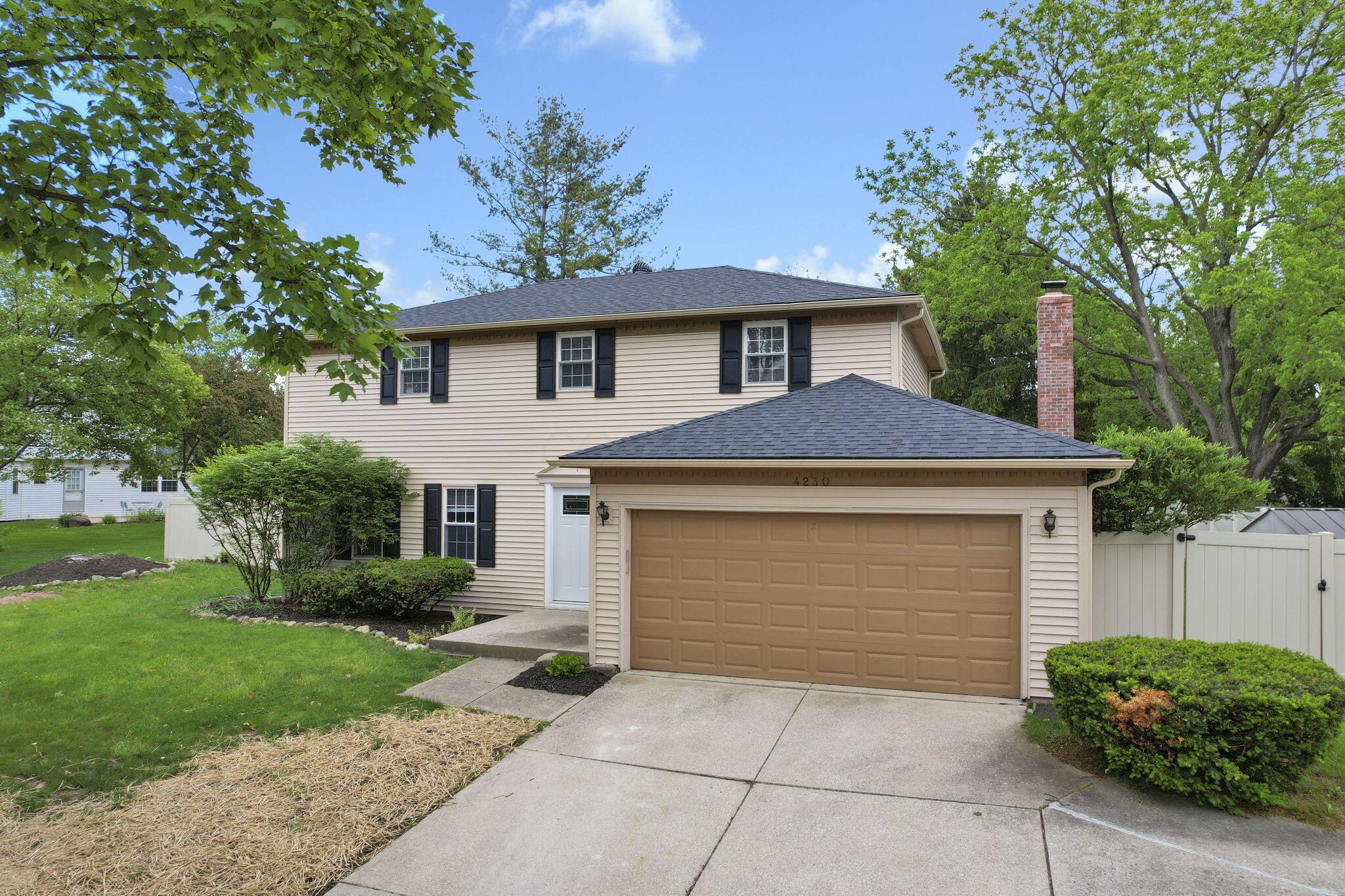 Property Photo: 4230 Reed Road OH 43220
